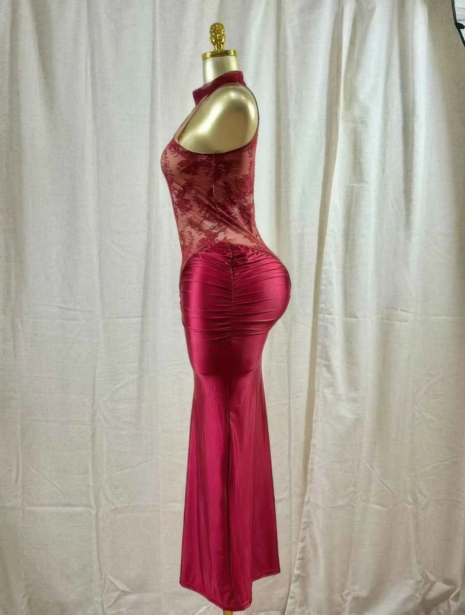 Crimson Lace Hourglass Dress - Mr Lou’s Place