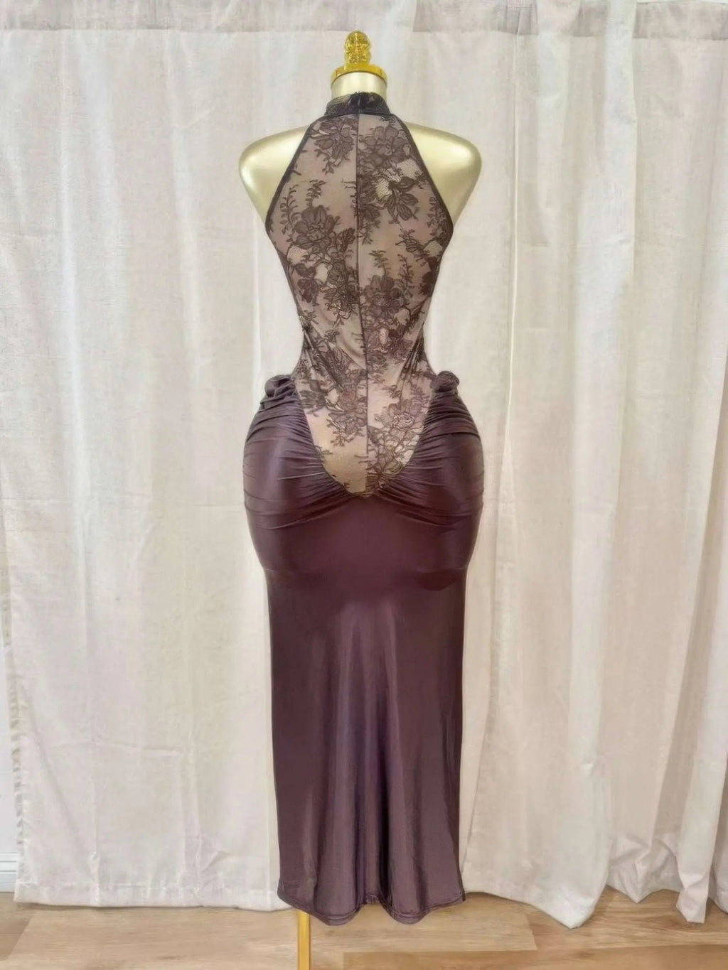 Crimson Lace Hourglass Dress - Mr Lou’s Place