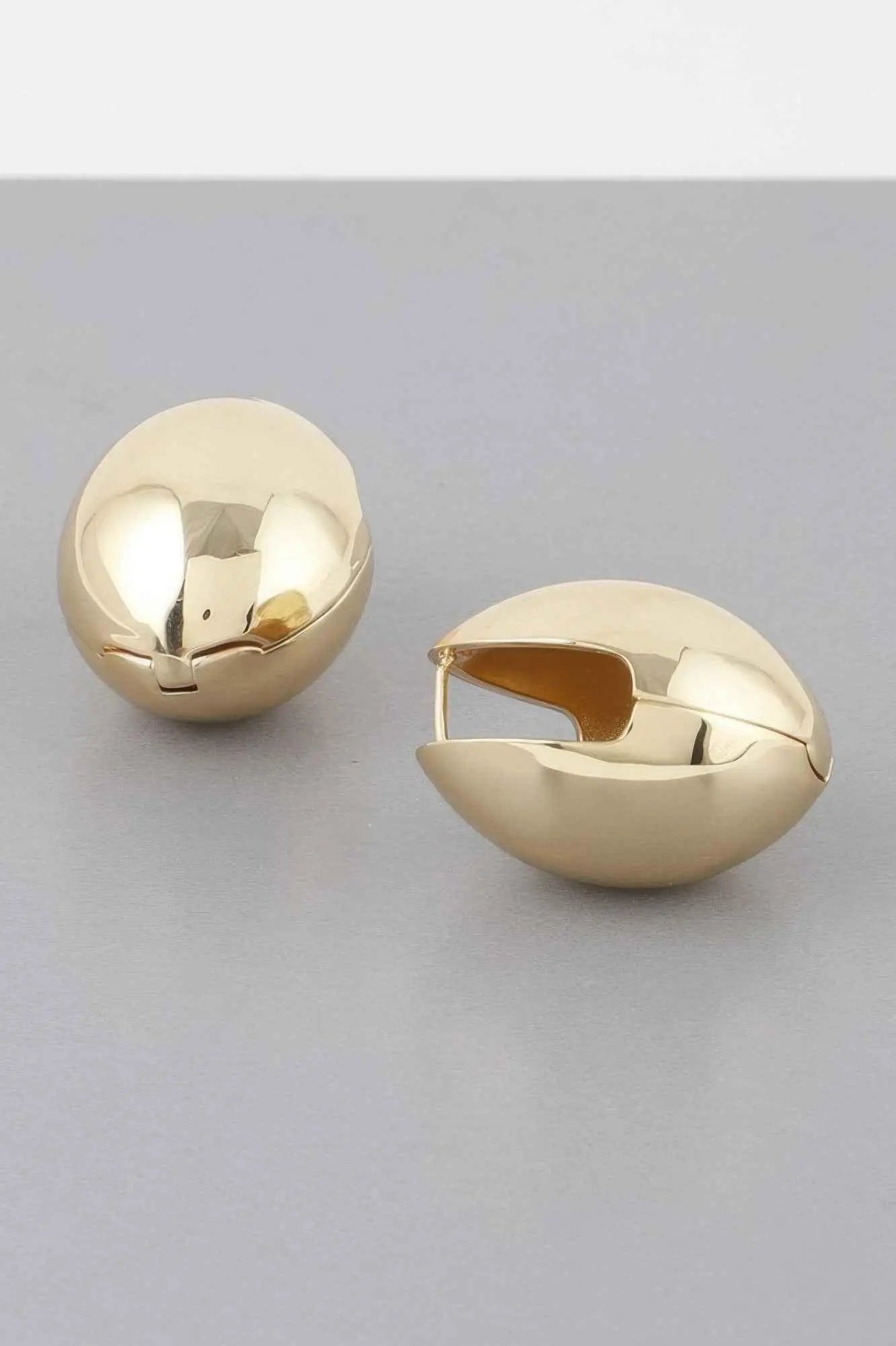 Empty Shell Clasp Earrings - Mr Lou’s Place