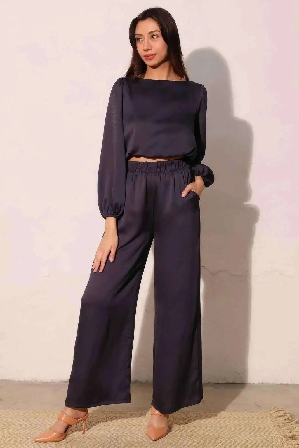 Hammered Satin Long Sleeve Crop Top - Mr Lou’s Place