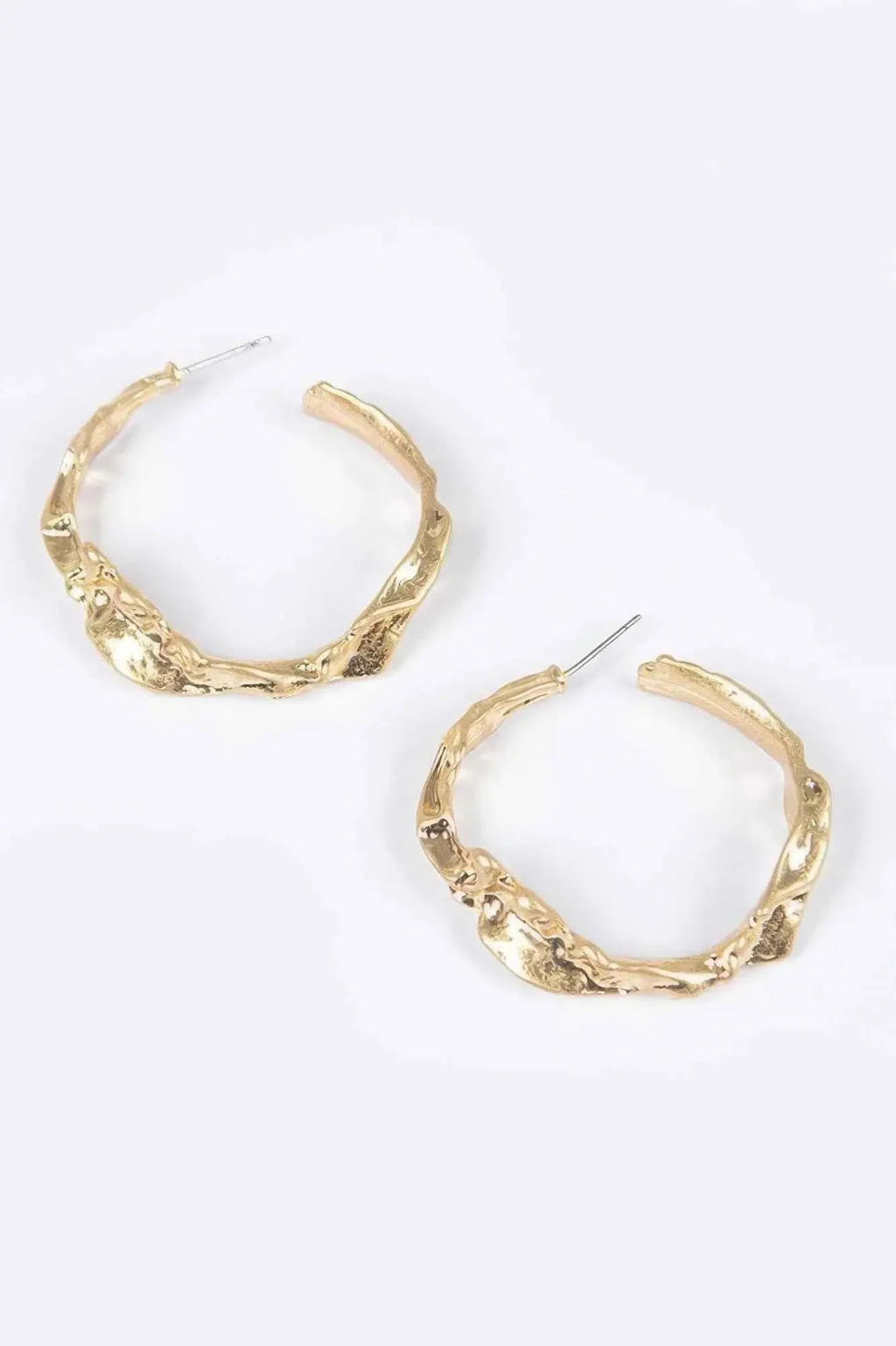 Metal Earring - Mr Lou’s Place