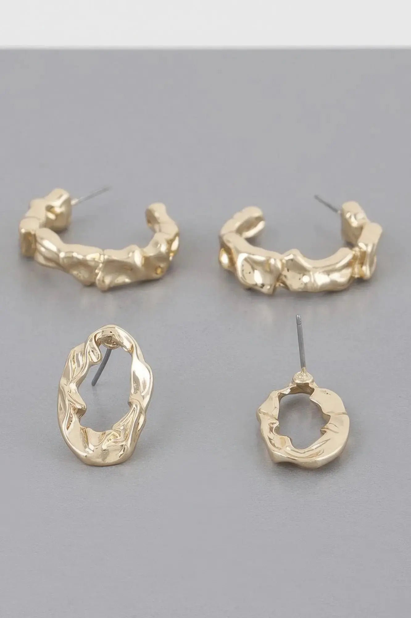 Mini Textured Latch Hoop Earrings Set - Mr Lou’s Place