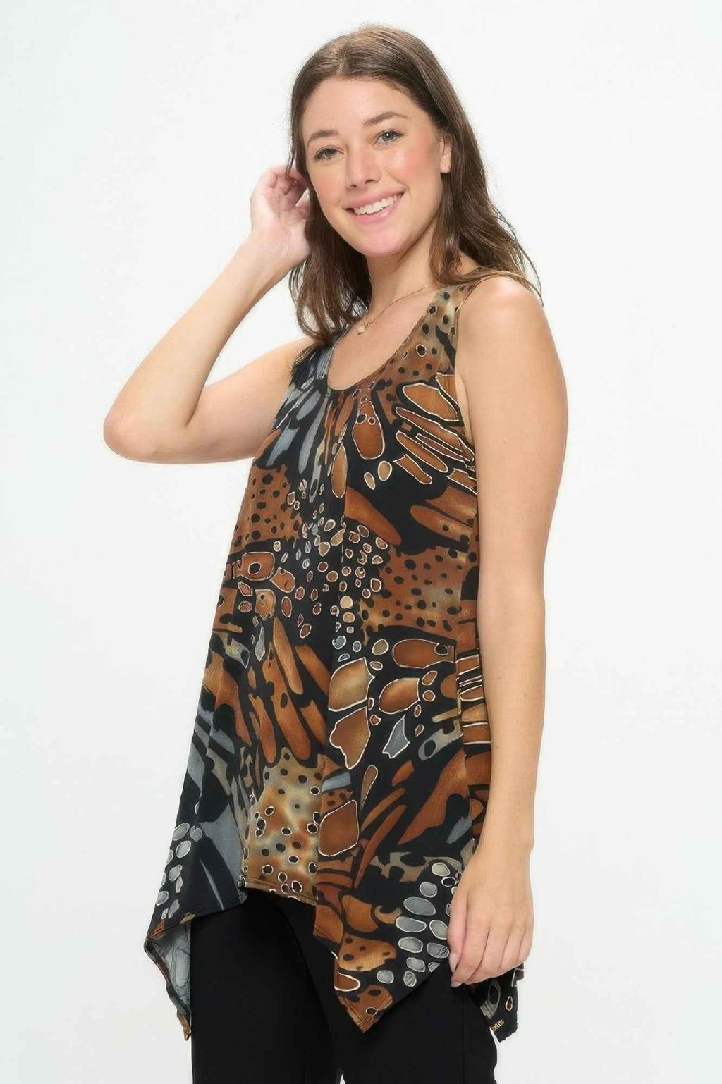 Plus Size Hit Shark Bite Hem Tank - Mr Lou’s Place