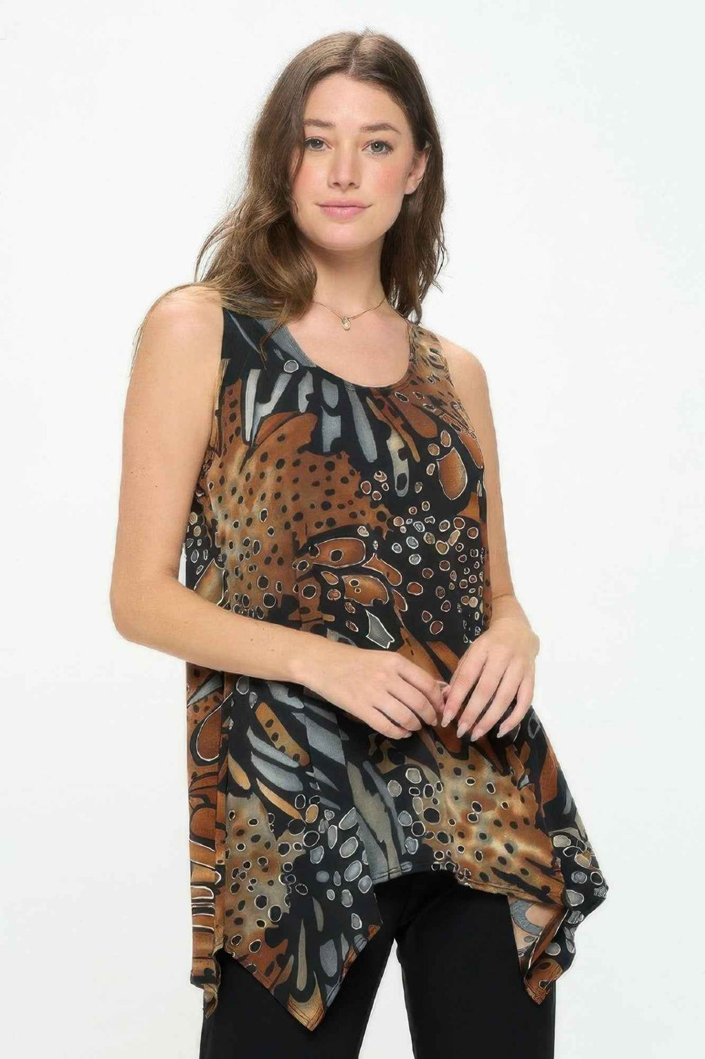 Plus Size Hit Shark Bite Hem Tank - Mr Lou’s Place