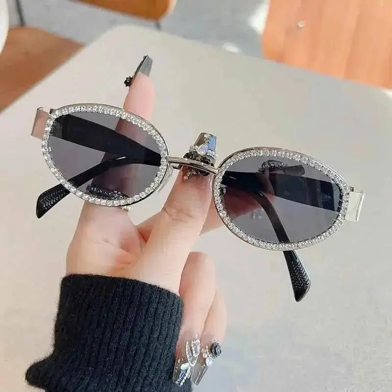 Rhinestones Decor Oval Sunglasses - Mr Lou’s Place
