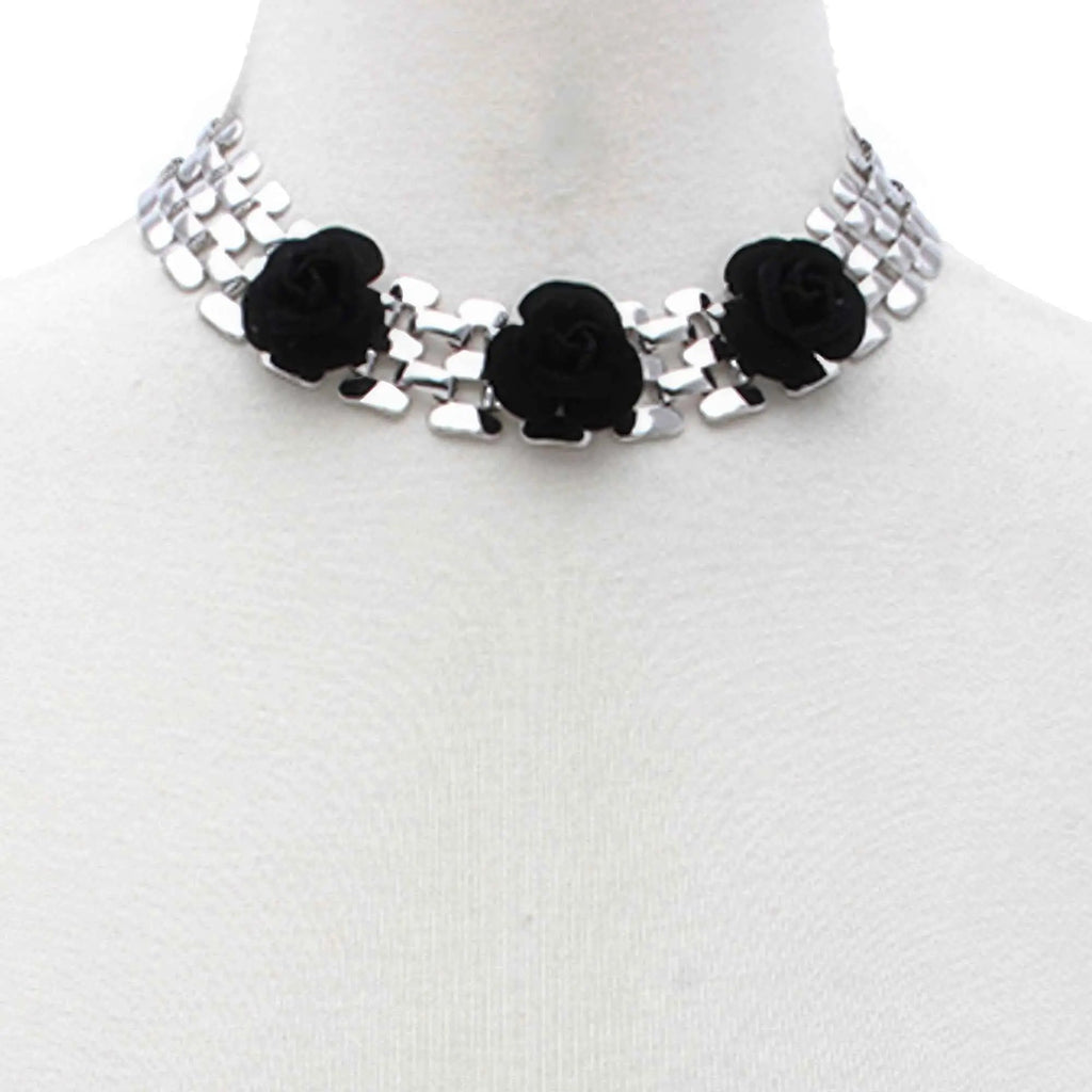 Sodajo Flower Metal Necklace - Mr Lou’s Place
