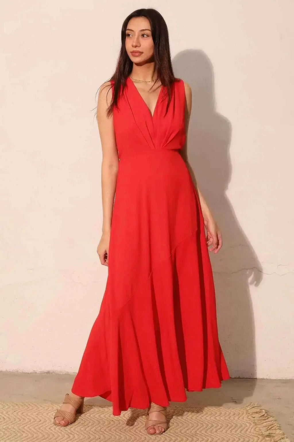 Textured Solid V - neck Maxi Dress - Mr Lou’s Place