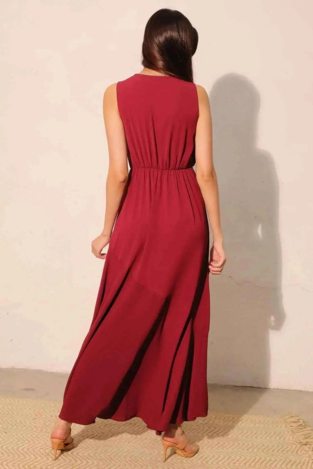 Textured Solid V - neck Maxi Dress - Mr Lou’s Place