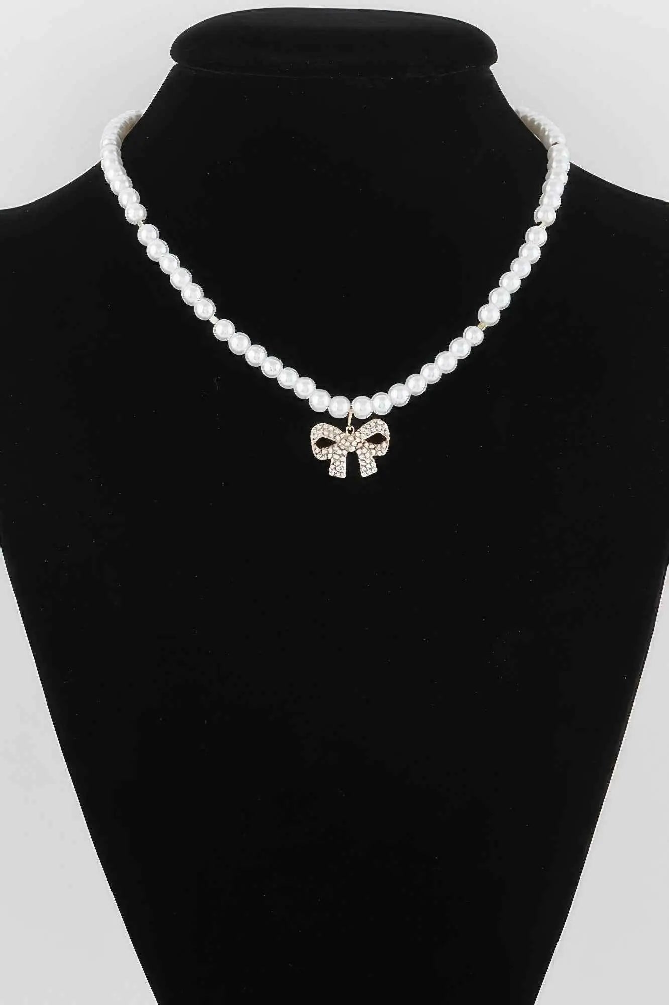 White Pearl Bow Necklace - Mr Lou’s Place